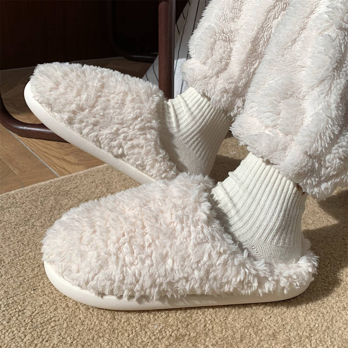 Winter Japanese student simple home warm cotton slippers for women fashion indoor plush shoes